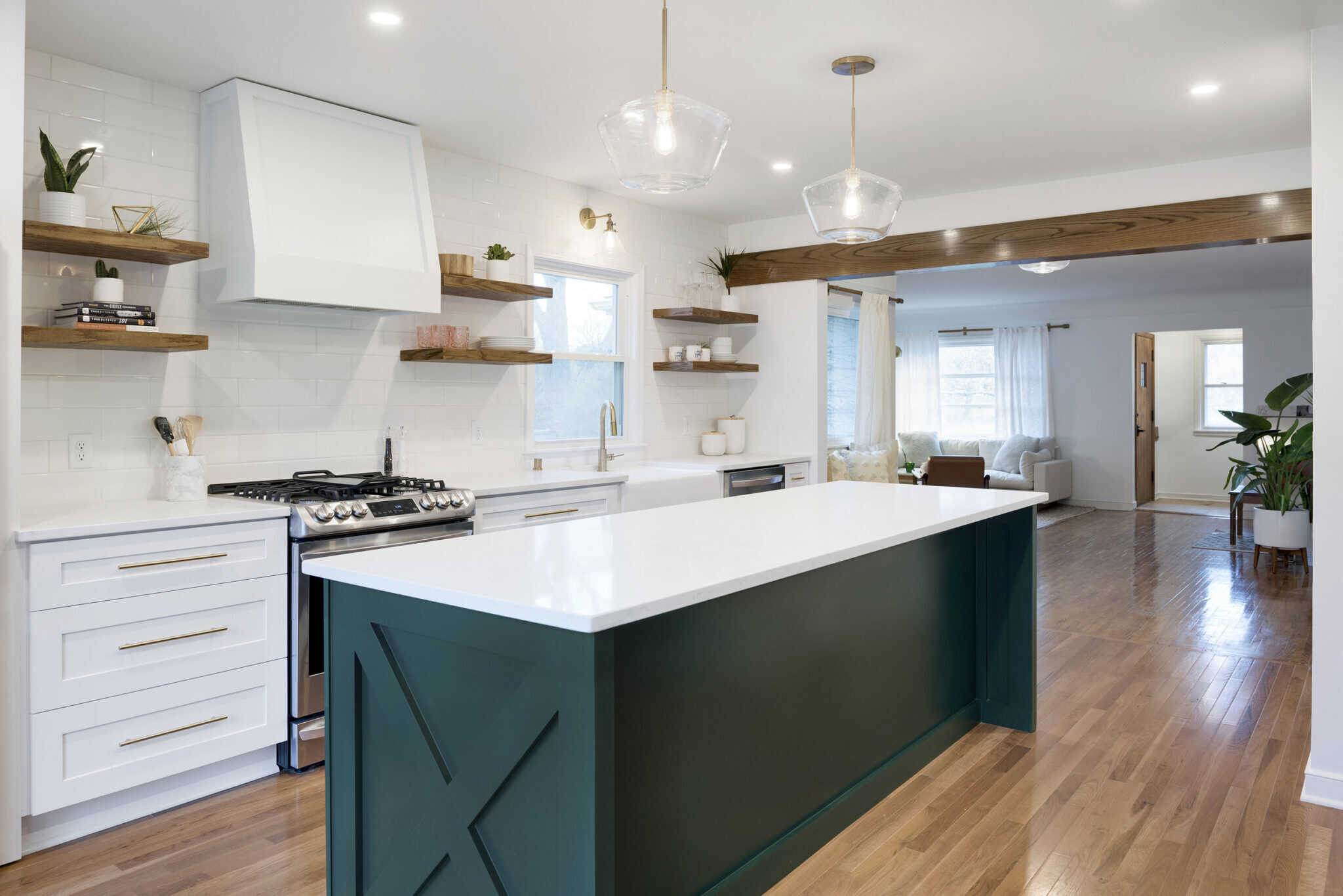 Cottage Kitchen Remodel in Minneapolis, MN by Prima Construction project photo